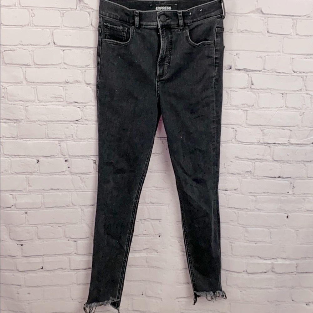✨NWOT Express Super High Rise Stretch Jeans